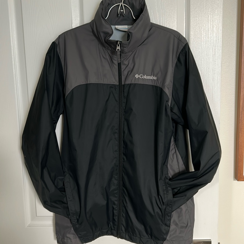 Hooded Columbia windbreaker